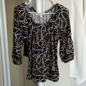 3/4 sleeve Michael Kors shirt w/elastic bottom.
